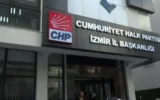 CHP İzmir’de tanışma mesaisi sürüyor: Belediye başkanları ve meclis üyeleri ile toplanıyor CHP İzmir’de tanışma mesaisi sürüyor: Belediye başkanları ve meclis üyeleri ile toplanıyor