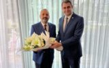 Ev hapsinde devir-teslim töreni