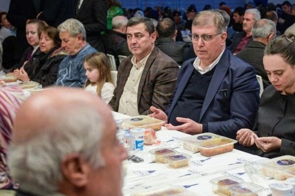 Cemil Tugay, Umre’ye gitti