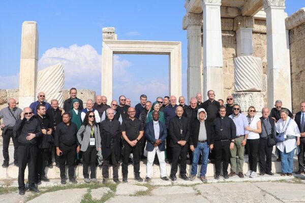 Vatikan heyeti, Papa’nın ziyareti öncesi Denizli&#...