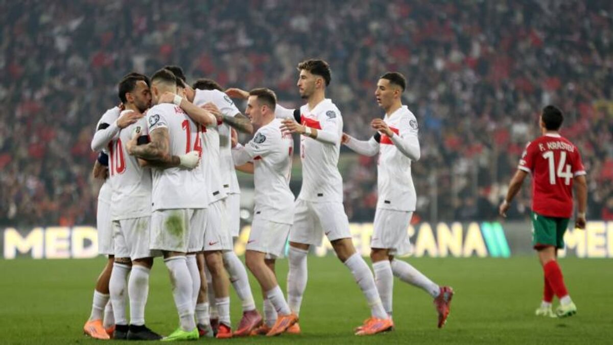 A Milli Takım, FIFA dünya klasmanındaki yerini korudu! A Milli Takım, FIFA dünya klasmanındaki yerini korudu!