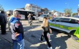 Muğla’da yolcu midibüsü ile minibüs çarpıştı: 13 yaralı Muğla’da yolcu midibüsü ile minibüs çarpıştı: 13 yaralı