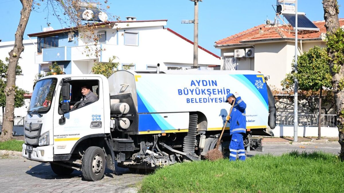 Aydın Büyükşehir’den Kuşadası’na pırıl pırıl dokunuş! Aydın Büyükşehir’den Kuşadası’na pırıl pırıl dokunuş!