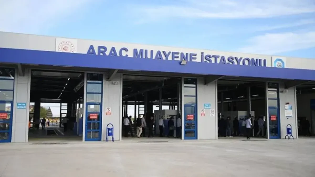 Araç muayene ücretlerine zam: İşte 2026 tarifesi Araç muayene ücretlerine zam: İşte 2026 tarifesi