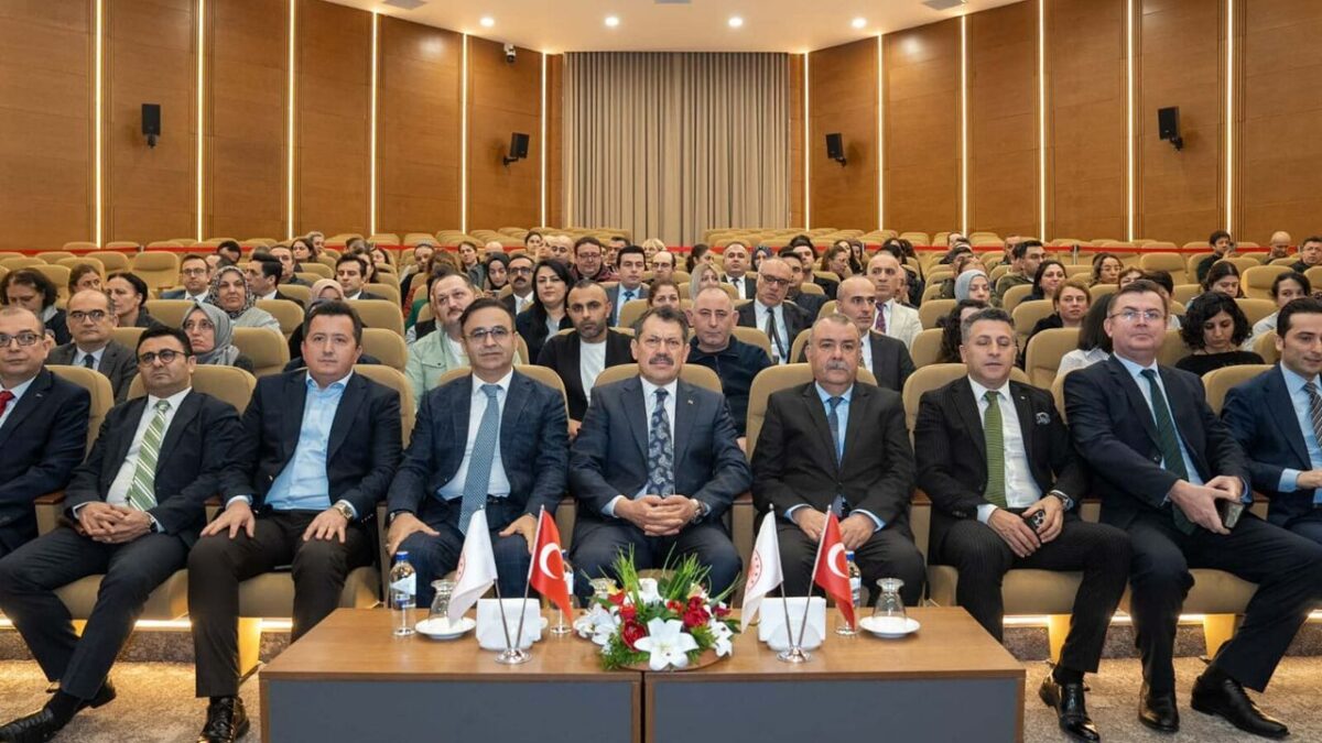 İzmir Adliyesi’nde ‘Bağımsızlık Mücadelesi’ semineri