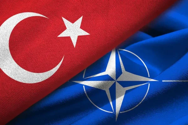 İran füzesi sonrası NATO’dan açıklama: Türkiye ile... İran füzesi sonrası NATO’dan açıklama: Türkiye ile...