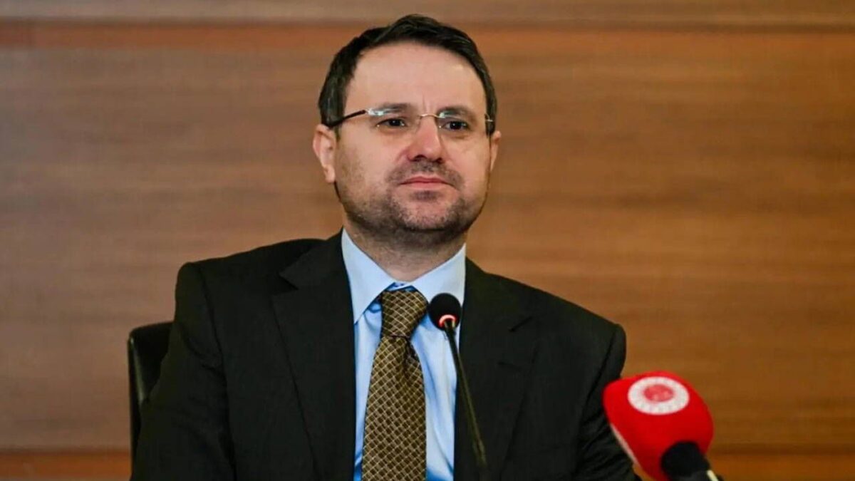 Gürlek’in tapu kayıtlarını sorgulayan müdüre tutuklama!