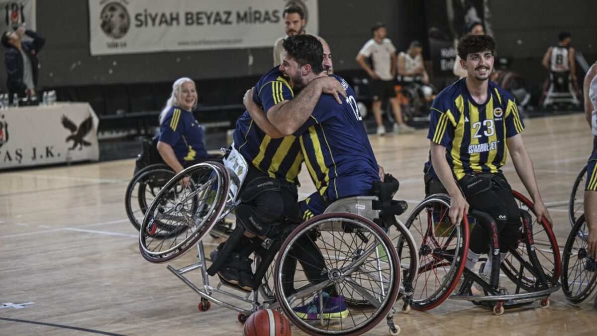 Tekerlekli Sandalye Basketbol’da şampiyon Fenerbahçe!