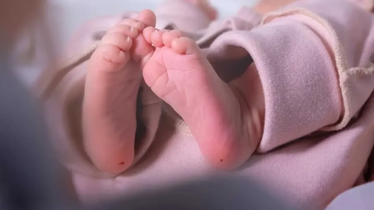 16 yıllık bebek cinayetini topuk kanı çözdü!