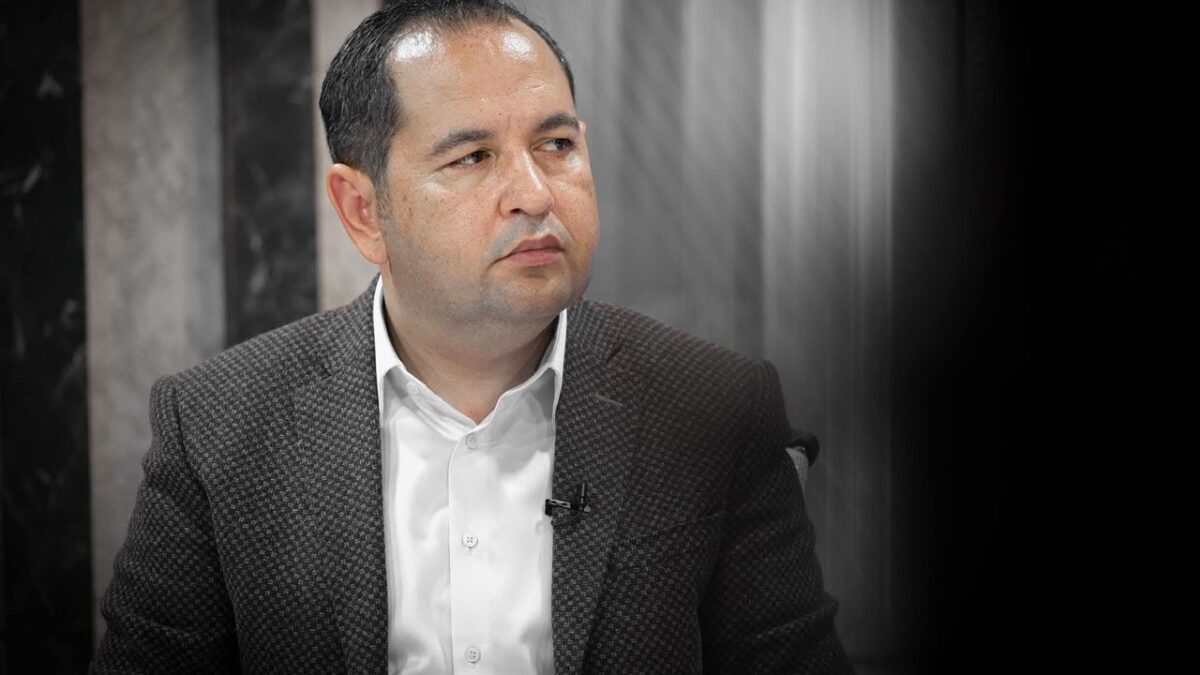 Gazeteci Yapar, “Kılıçdaroğlu’nun gündeminde” dedi: Cemil Tugay, CHP’ye dönmek istiyor! Gazeteci Yapar, “Kılıçdaroğlu’nun gündeminde” dedi: Cemil Tugay, CHP’ye dönmek istiyor!