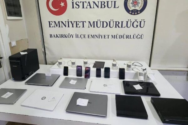 Güzellik merkezinde skandal: İzinsiz görüntü kayde... Güzellik merkezinde skandal: İzinsiz görüntü kayde...