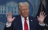 Trump’ın Kanada tarifelerine iki ülkede de destek yok Trump’ın Kanada tarifelerine iki ülkede de destek yok