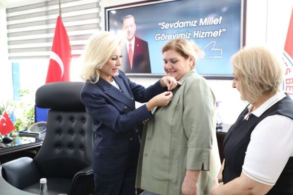 Menderes’te yeni transfer… YENİ Parti’den AK Parti... Menderes’te yeni transfer… YENİ Parti’den AK Parti...