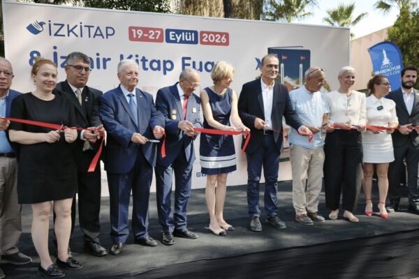 İZKİTAP kapılarını açtı