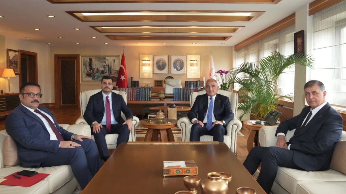 Ankara’da İzmir zirvesi: Kültür ve turizm gündemi! Ankara’da İzmir zirvesi: Kültür ve turizm gündemi!