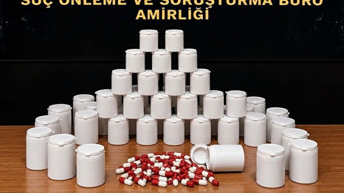 İzmir’de uyuşturucu operasyonu: 2 bin 775 hap ele geçirildi